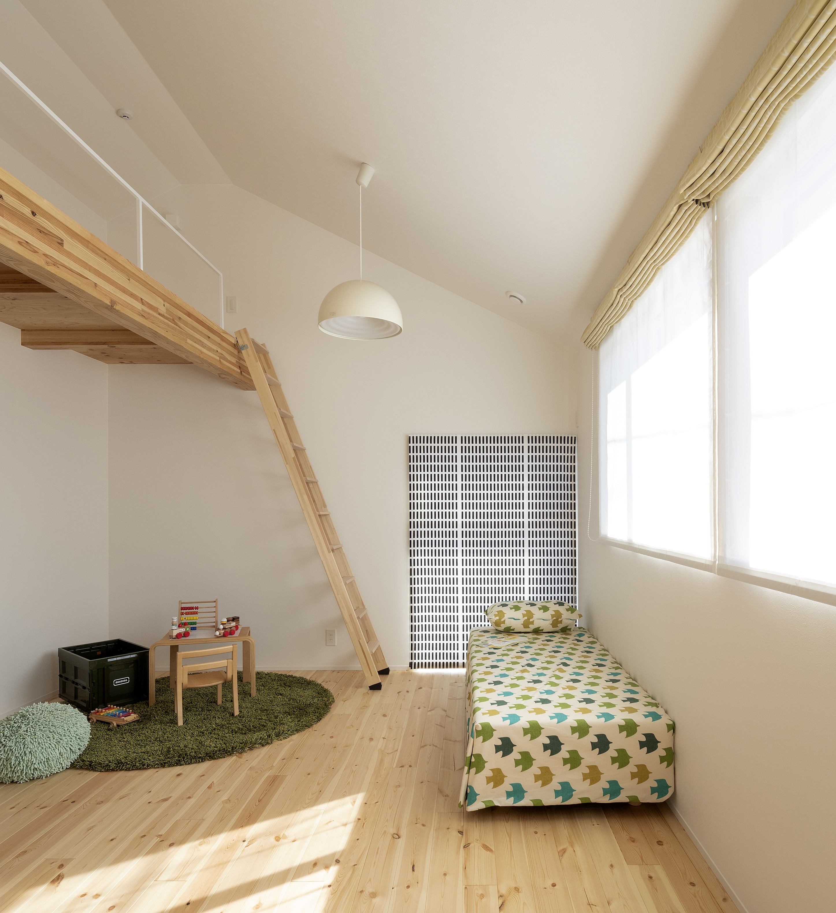 ロフトのある子供部屋
